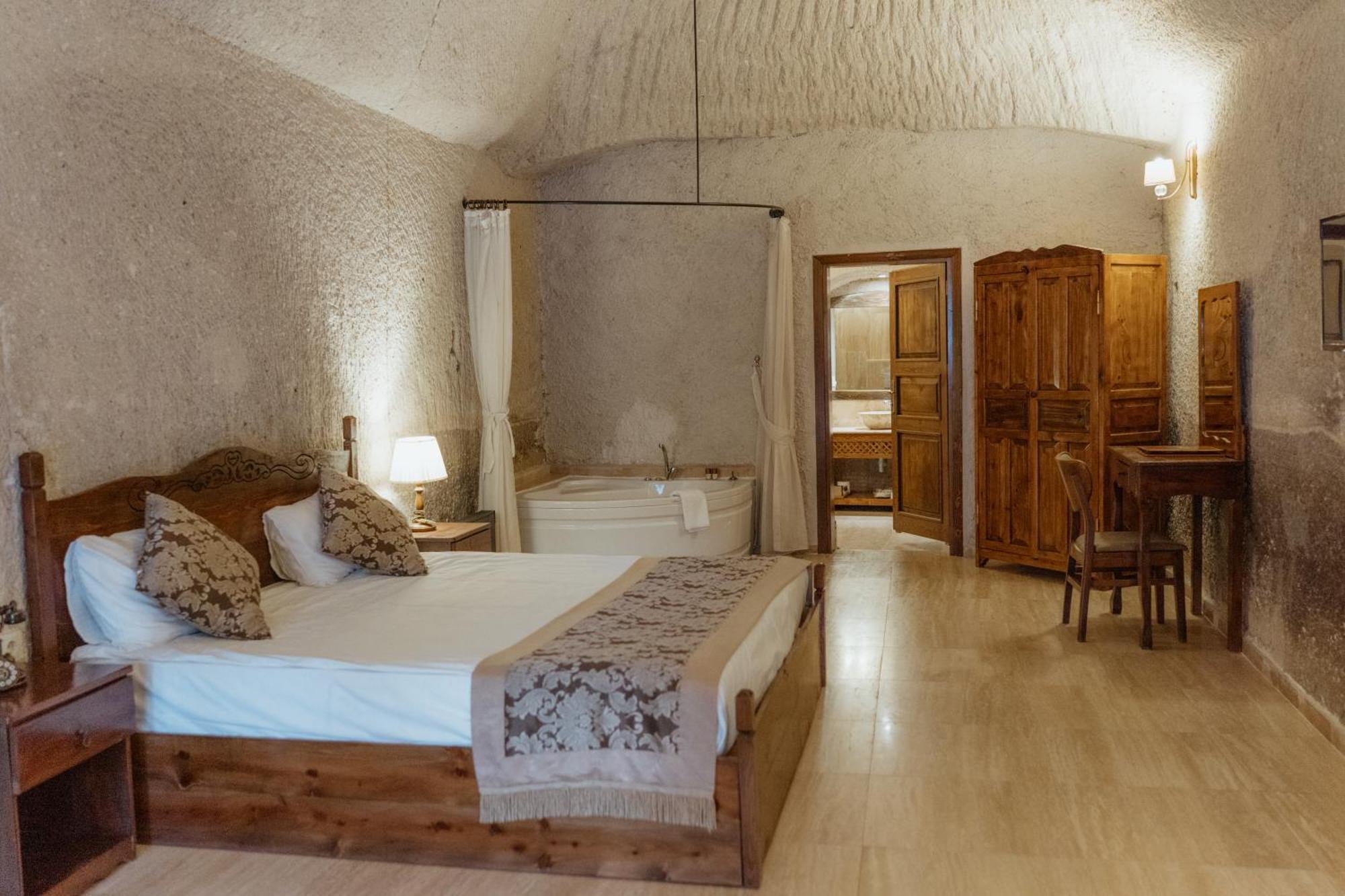 Otel Kismet Cave Mansion 5*